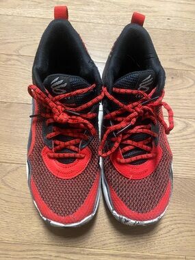 Under Armour Curry Red and Black Kids Basketball Sneakers